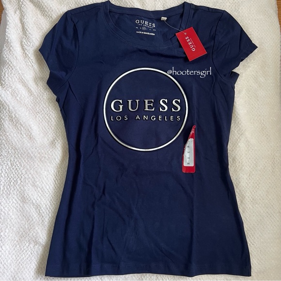 💙GUESS Gigi Logo Crew Tee💙 - Picture 3 of 7